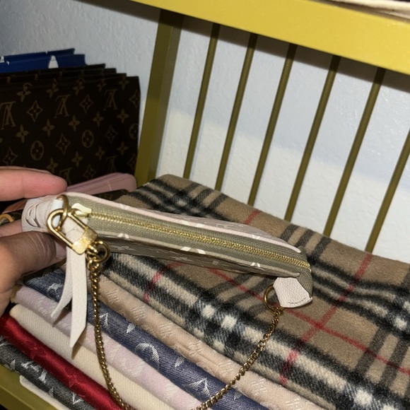 louis vuitton color block empreinte mini pochette - Picture 8 of 11